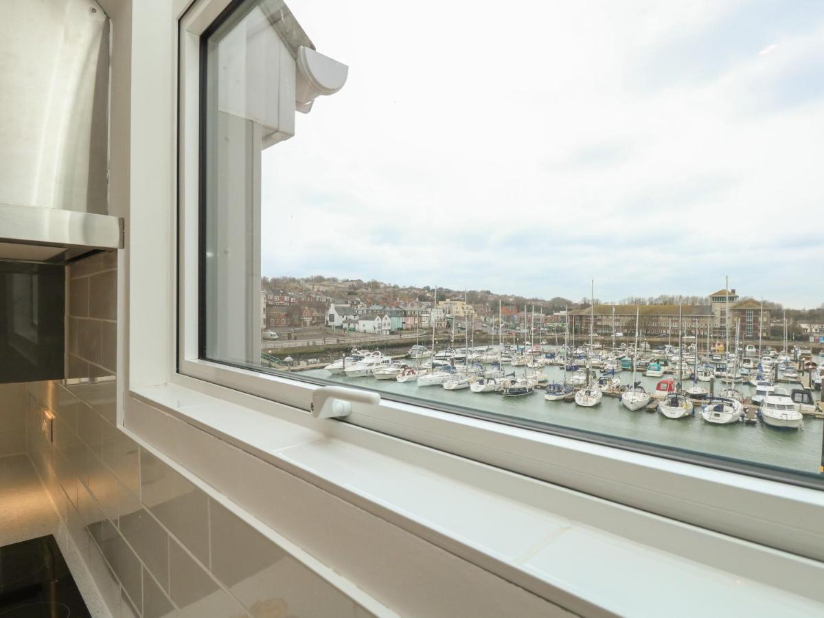 Harbourside Haven Penthouse 1 Apartment Уеймут Екстериор снимка